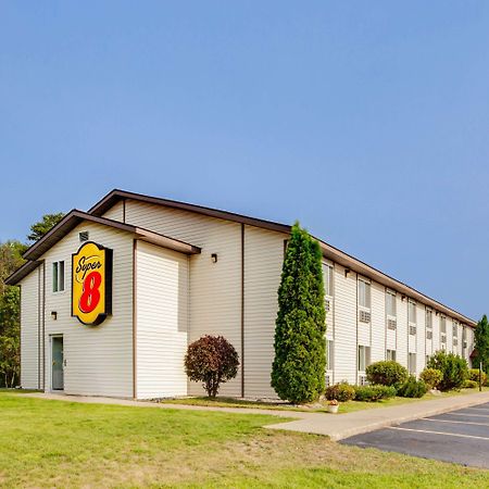 Super 8 By Wyndham Grayling Hotell Exteriör bild
